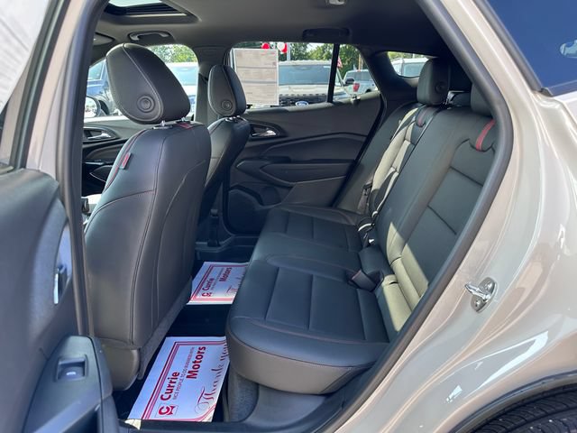 Used 2026 Chevrolet Trax RS w/ Sunroof Package FWD image 8