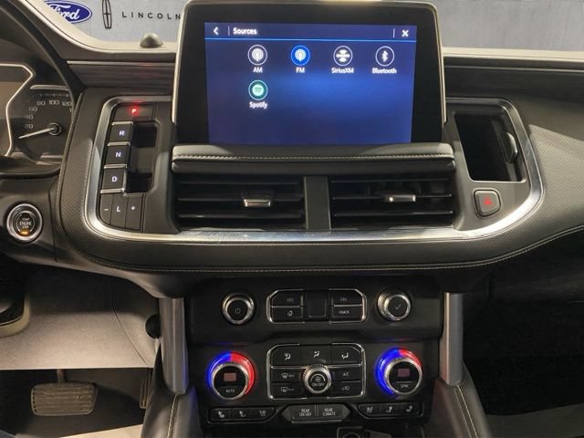 Used 2021 GMC Yukon XL SLT w/ Rear Media and Nav Package AWD/4WD image 16