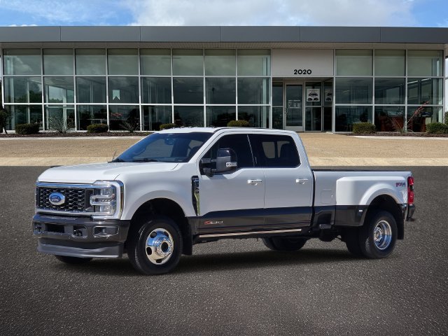 Certified 2024 Ford F350 King Ranch w/ FX4 Off-Road Package AWD/4WD image 3