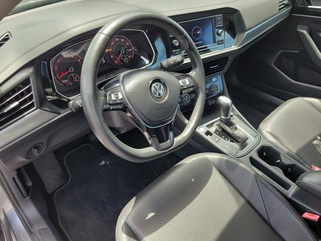 Used 2019 Volkswagen Jetta SE w/ Cold Weather Package FWD image 20
