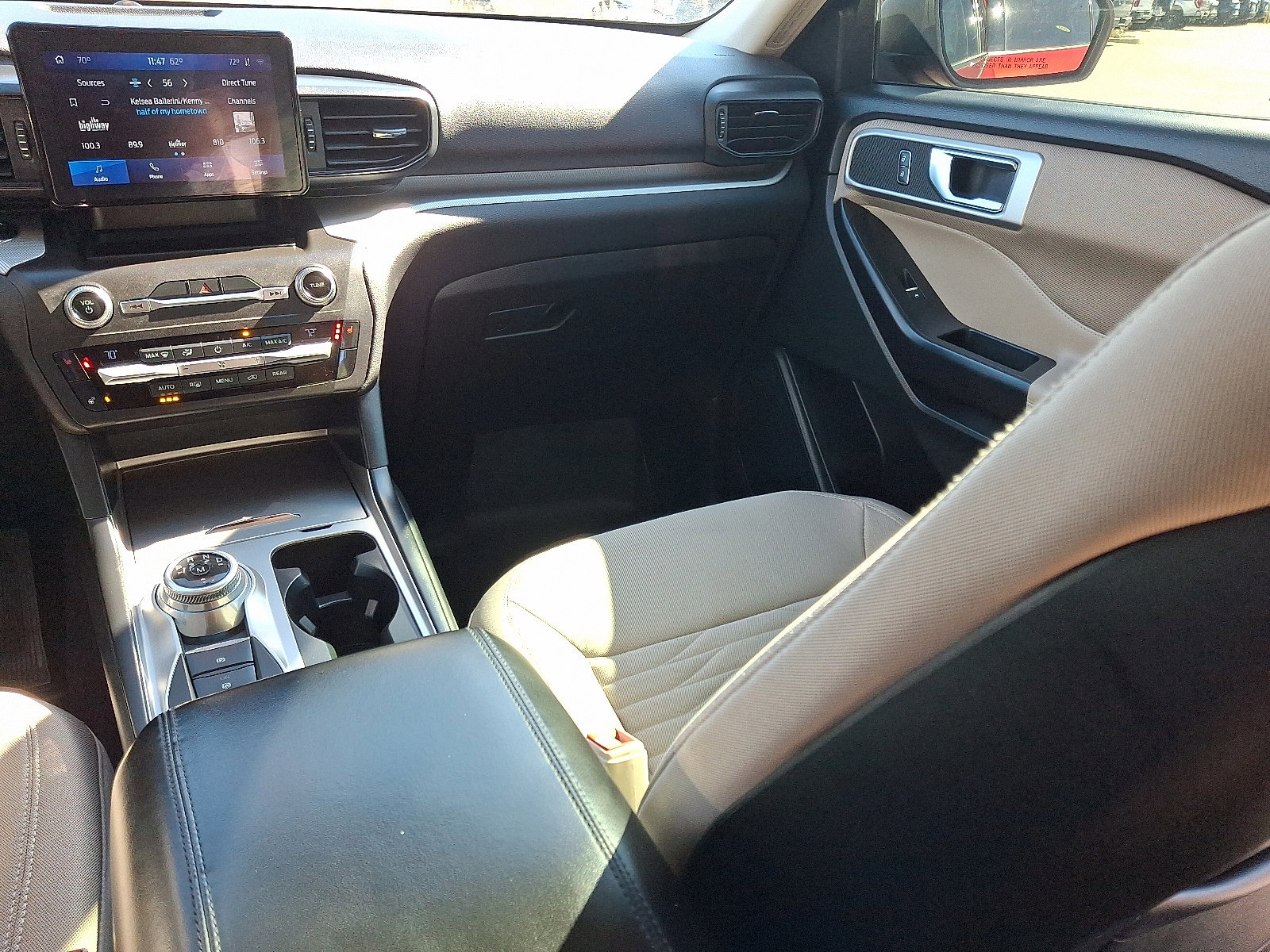 Certified 2020 Ford Explorer XLT w/ Comfort Package image 16