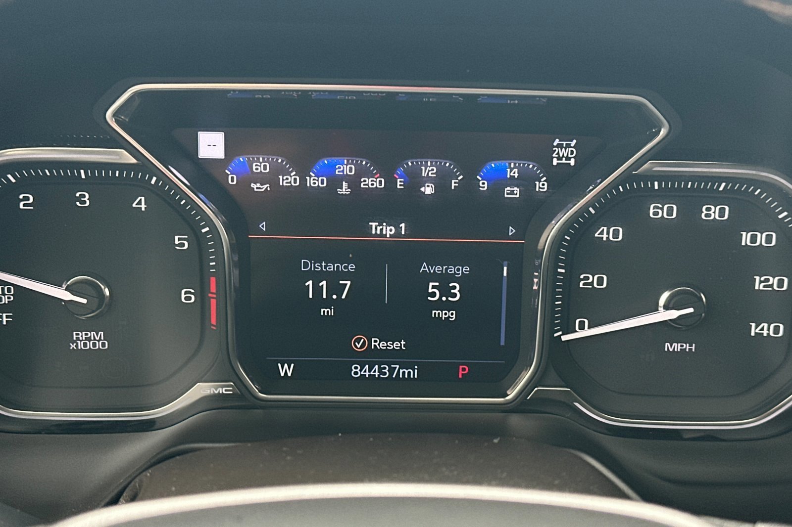 Used 2021 GMC Yukon AT4 w/ AT4 Premium Plus Package image 29