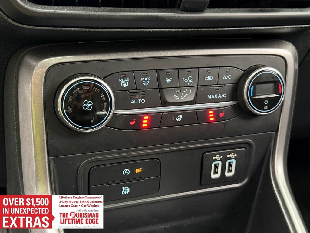 Certified 2019 Ford EcoSport SES w/ SES Black Appearance Package AWD/4WD image 23