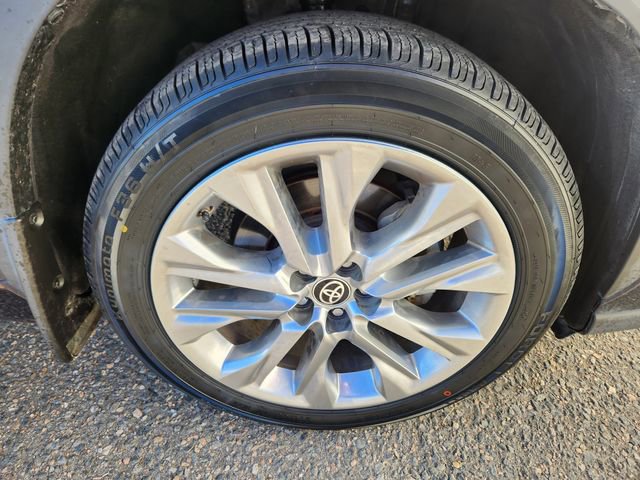 Used 2023 Toyota Highlander Limited image 21