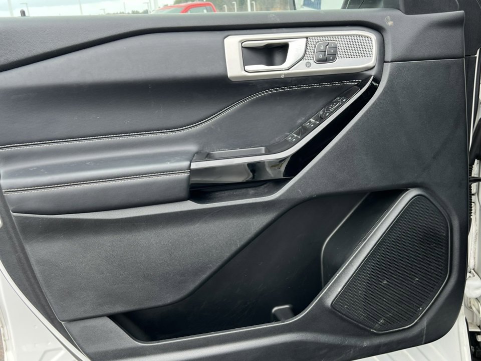 Certified 2022 Ford Explorer ST w/ Equipment Group 401A image 19