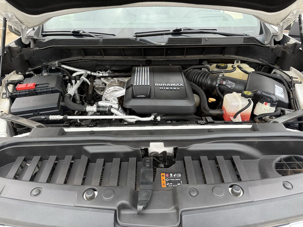 Used 2020 Chevrolet Silverado 1500 LTZ w/ LTZ Premium Package image 28