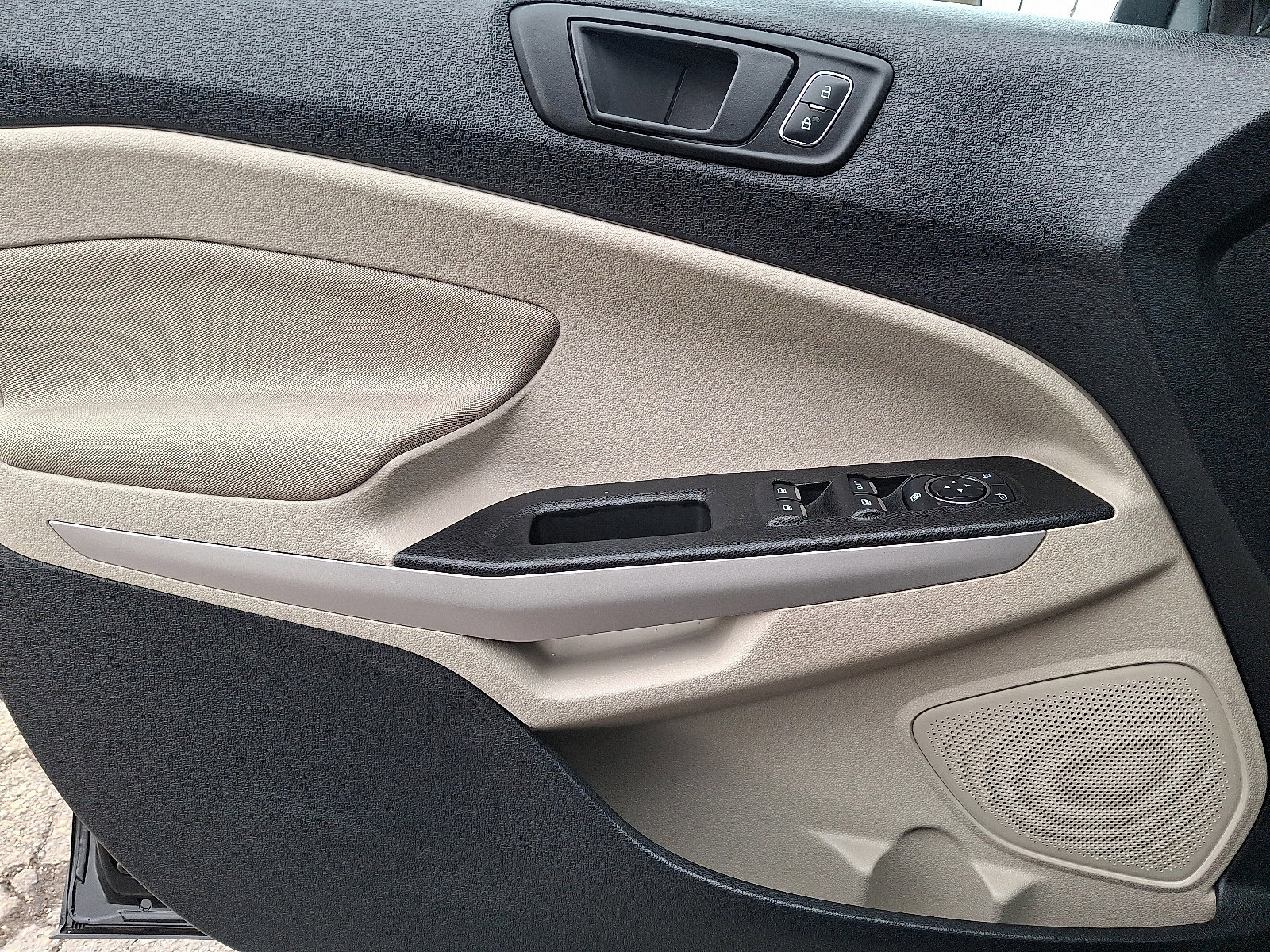 Certified 2022 Ford EcoSport S image 12