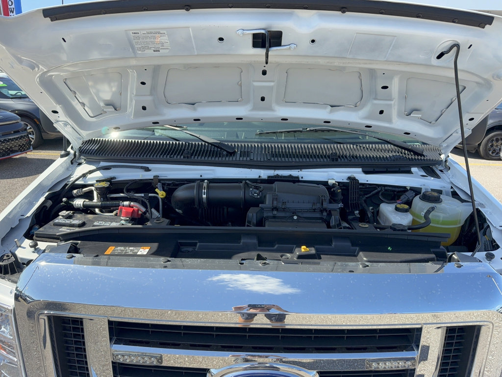 Certified 2025 Ford E-350 and Econoline 350 Super Duty w/ Power Equipment Group RWD image 32