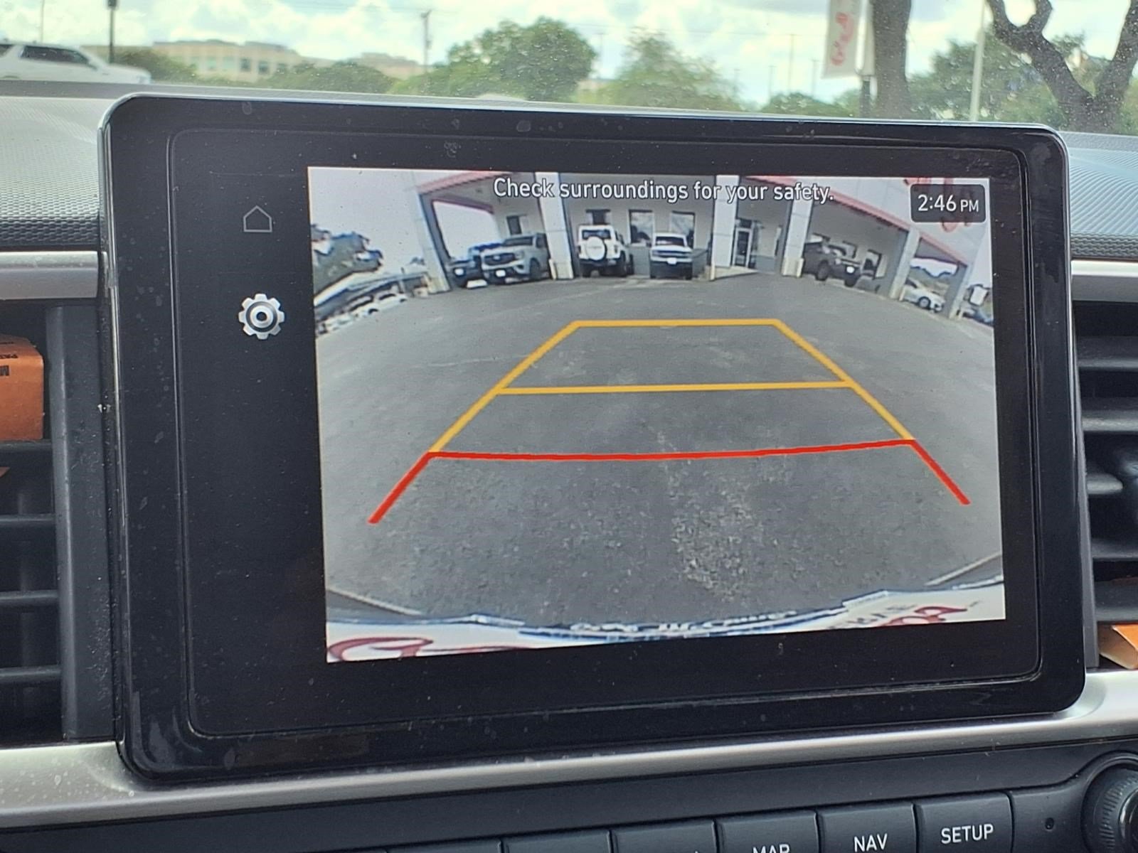 Used 2025 Hyundai Venue Limited FWD image 13