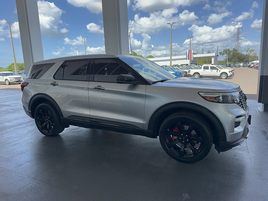 Certified 2021 Ford Explorer ST w/ Equipment Group 401A AWD/4WD image 5
