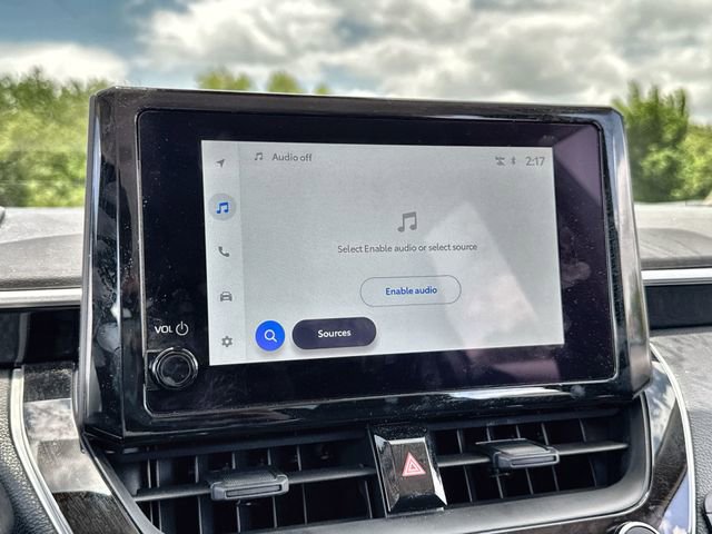 Used 2025 Toyota Corolla LE FWD image 16