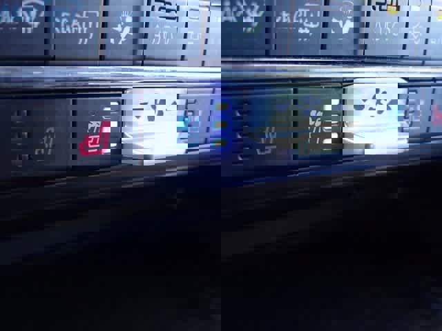 Certified 2023 Ford F150 Lariat image 40