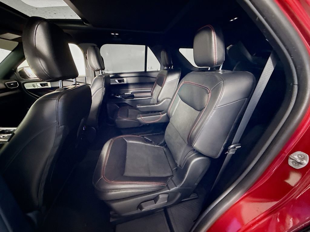 Certified 2022 Ford Explorer ST-Line w/ Class IV Trailer Tow Package image 6