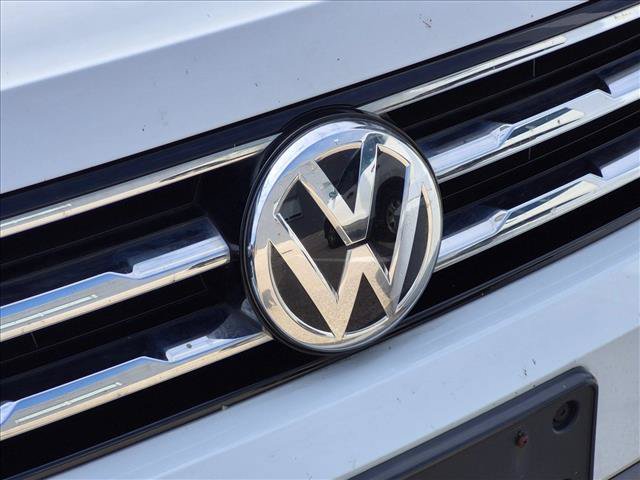 Used 2021 Volkswagen Tiguan S FWD image 9