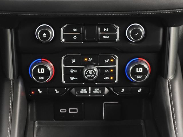Used 2023 Chevrolet Tahoe Z71 w/ Luxury Package AWD/4WD image 32