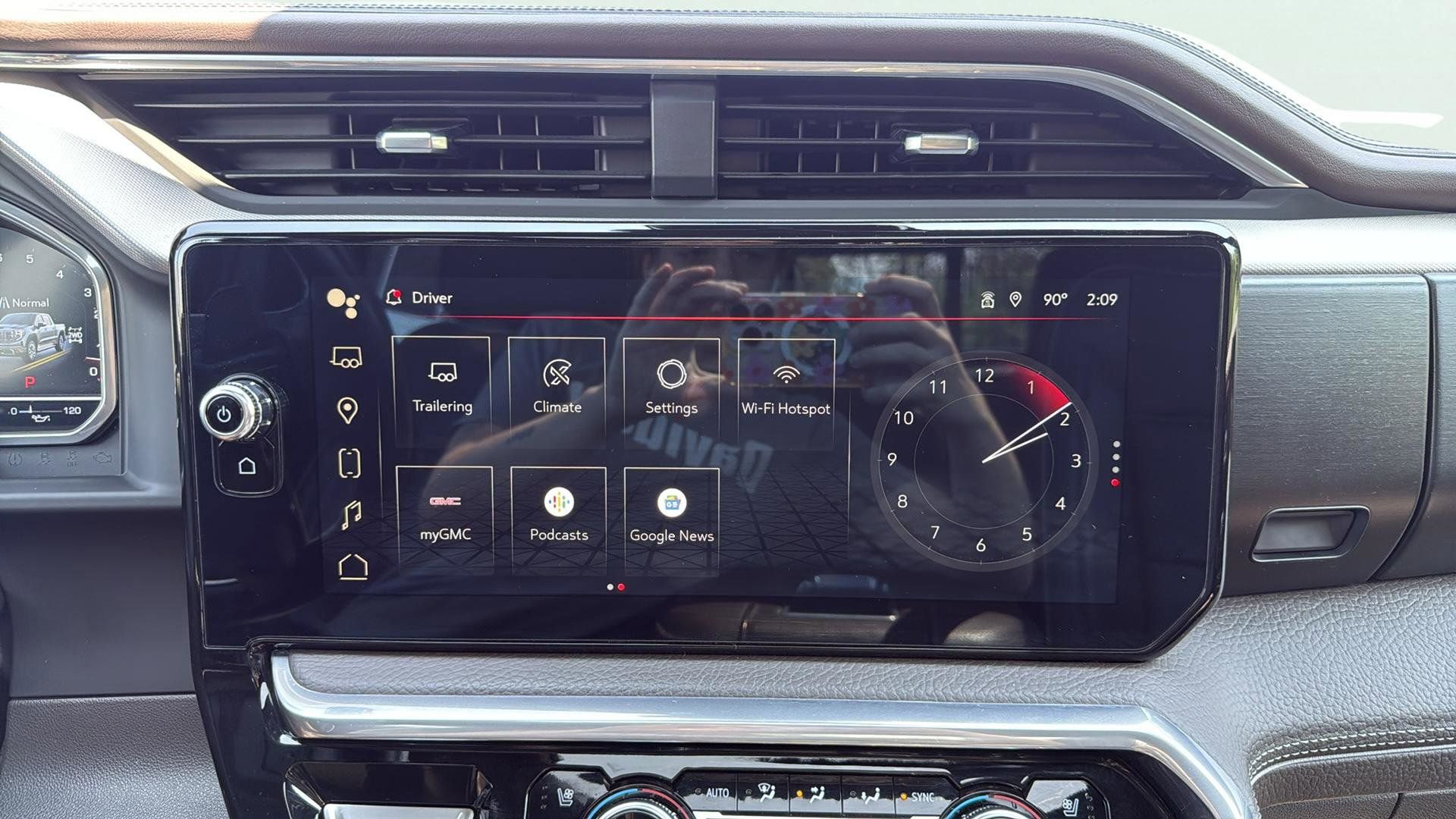 Used 2022 GMC Sierra 1500 Denali w/ Denali Reserve Package image 13