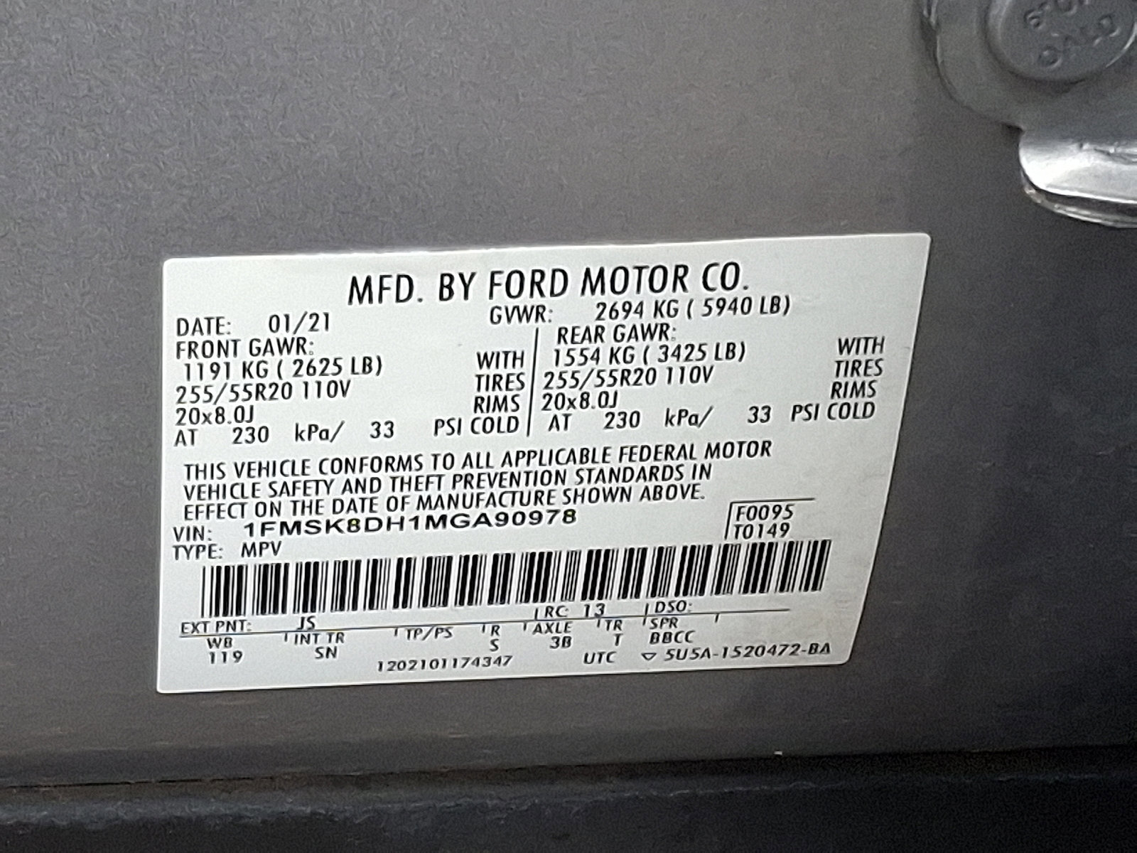 Certified 2021 Ford Explorer XLT w/ Equipment Group 202A image 27