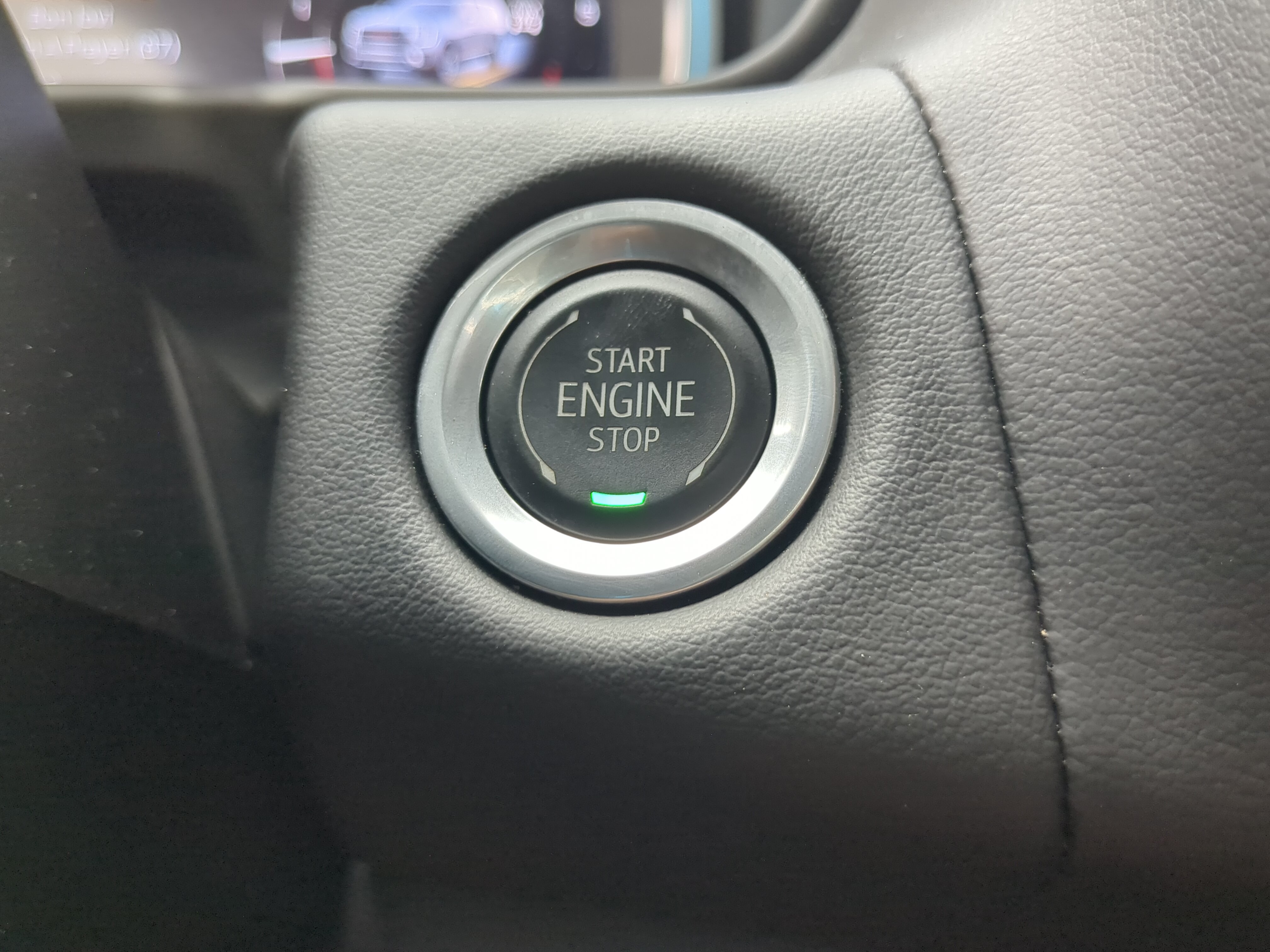 Used 2024 GMC Yukon XL AT4 w/ Technology Package AWD/4WD image 27