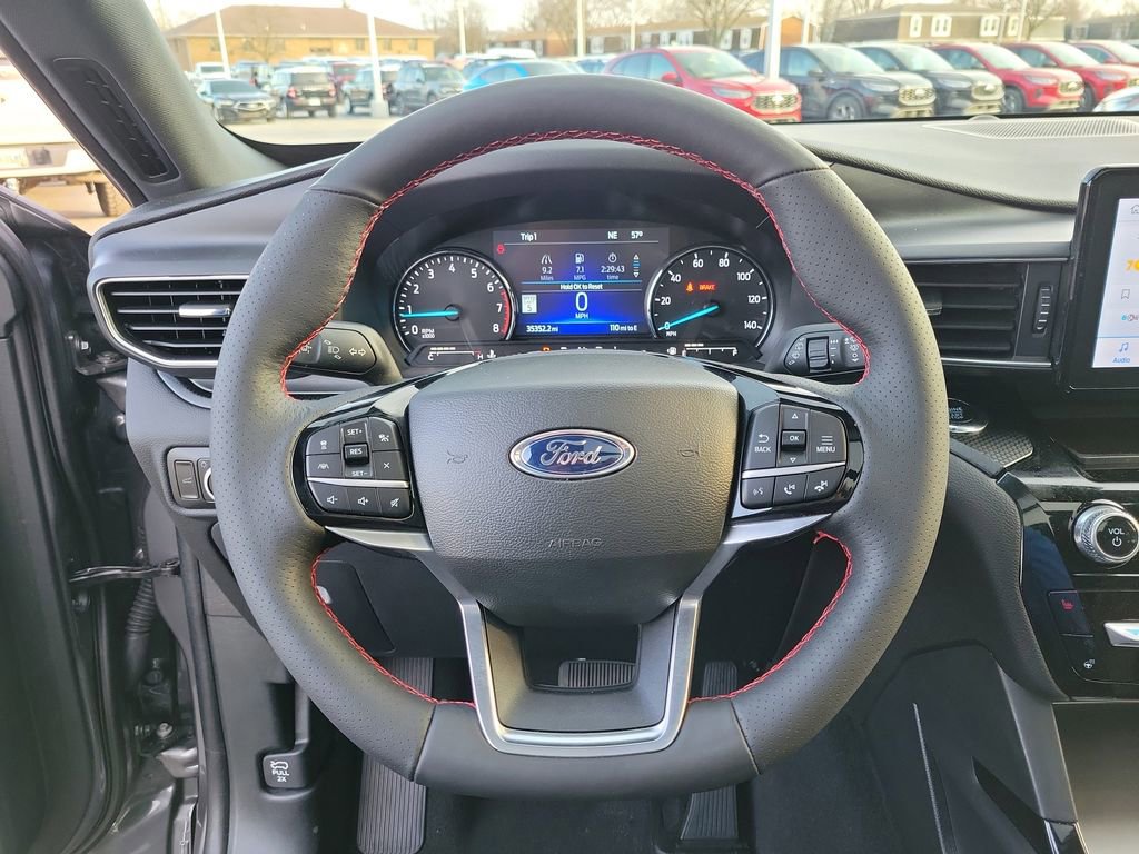 Certified 2023 Ford Explorer ST-Line w/ Class IV Trailer Tow Package image 22