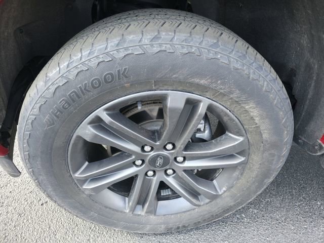 Certified 2022 Ford F150 XLT w/ Equipment Group 302A High image 10