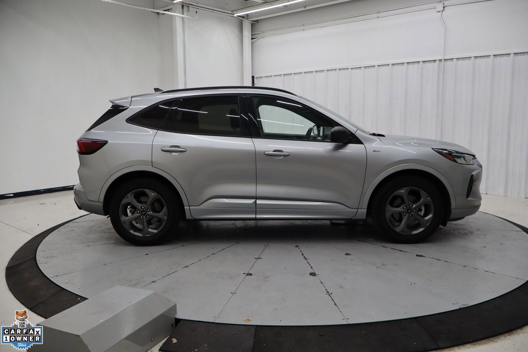 Certified 2024 Ford Escape ST-Line w/ Cold Weather Package image 6