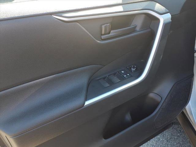 Used 2021 Toyota RAV4 SE w/ Weather & Moonroof Package image 9