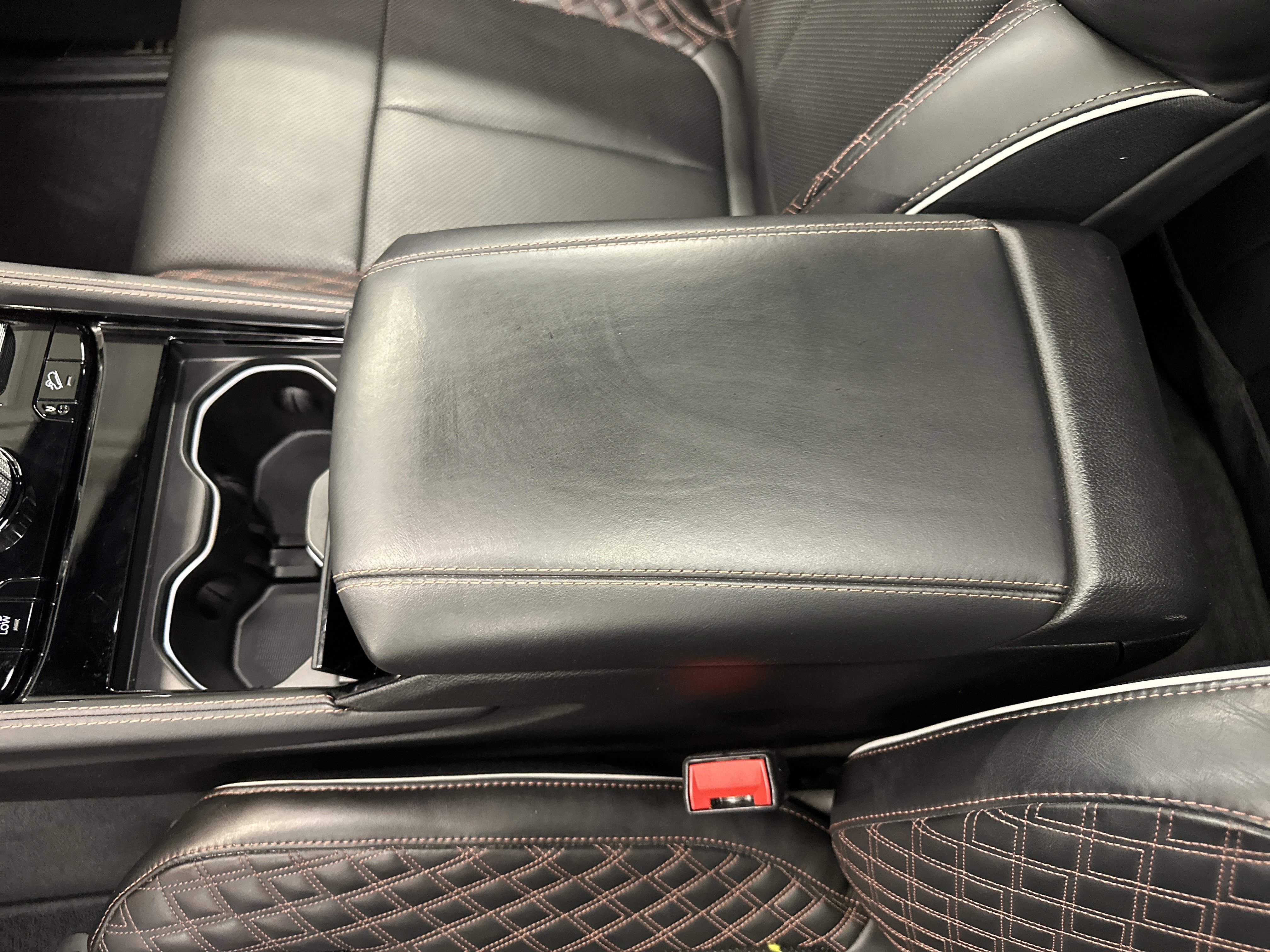 Used 2022 Jeep Grand Cherokee Summit image 32