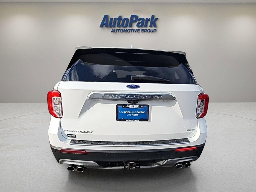 Certified 2020 Ford Explorer Platinum w/ Premium Technology Package AWD/4WD image 8