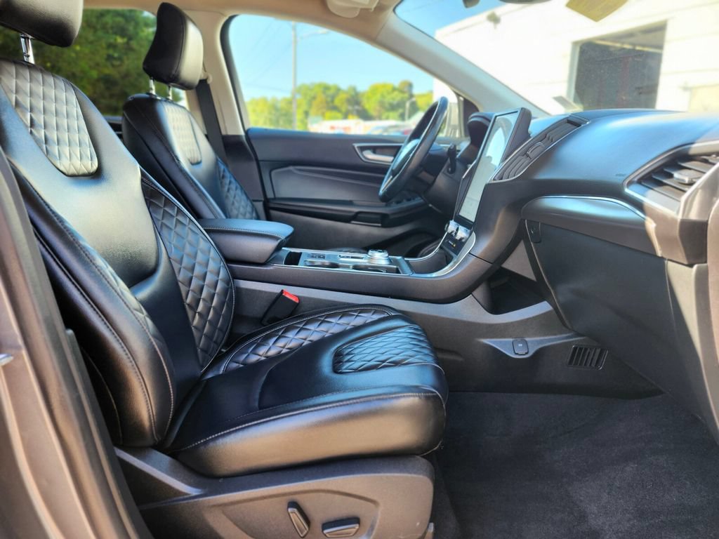 Certified 2023 Ford Edge Titanium w/ Cargo Accessory Package AWD/4WD image 11