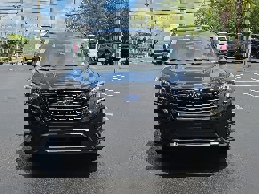 Used 2023 Subaru Forester Premium AWD/4WD image 9