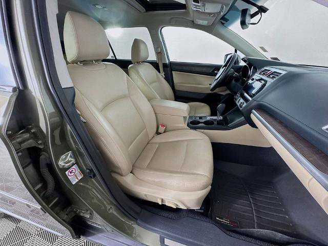 Used 2017 Subaru Outback 2.5i Limited AWD/4WD image 29