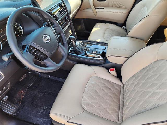 Used 2023 Nissan Armada Platinum w/ Captain's Chairs Package RWD image 12
