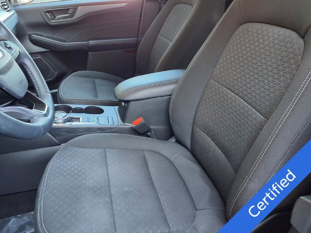 Certified 2024 Ford Escape Active AWD/4WD image 3