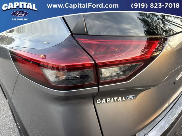 Used 2023 Nissan Rogue SV image 15