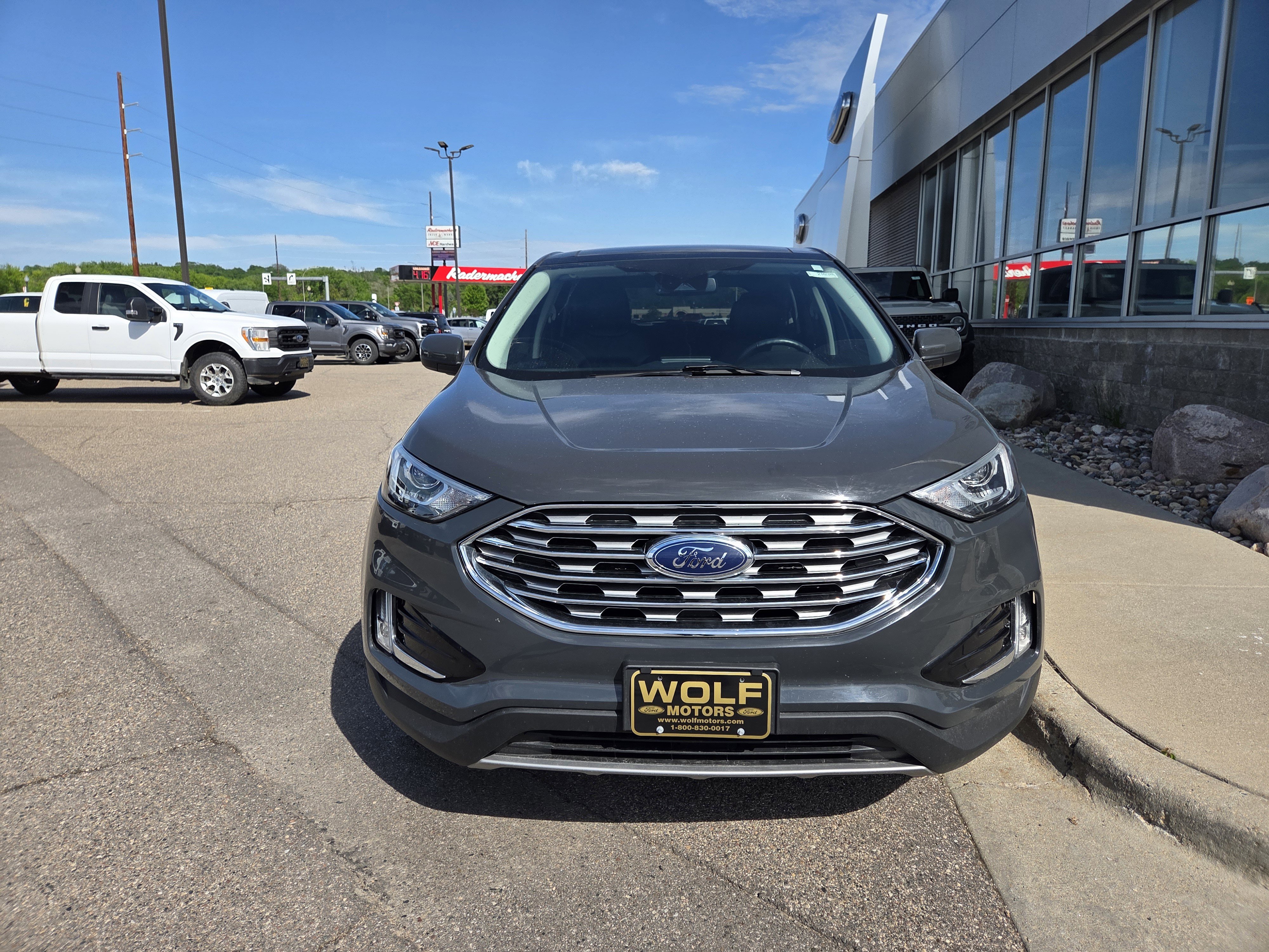 Certified 2021 Ford Edge SEL w/ Convenience Package AWD/4WD image 4