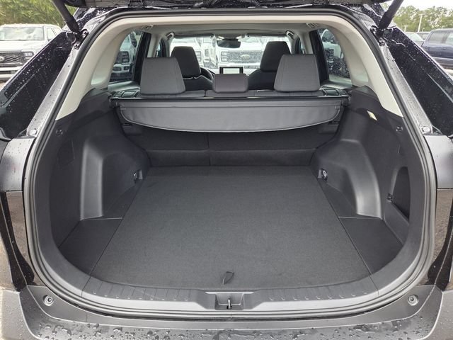 Used 2025 Toyota RAV4 XLE w/ Convenience Package FWD image 16