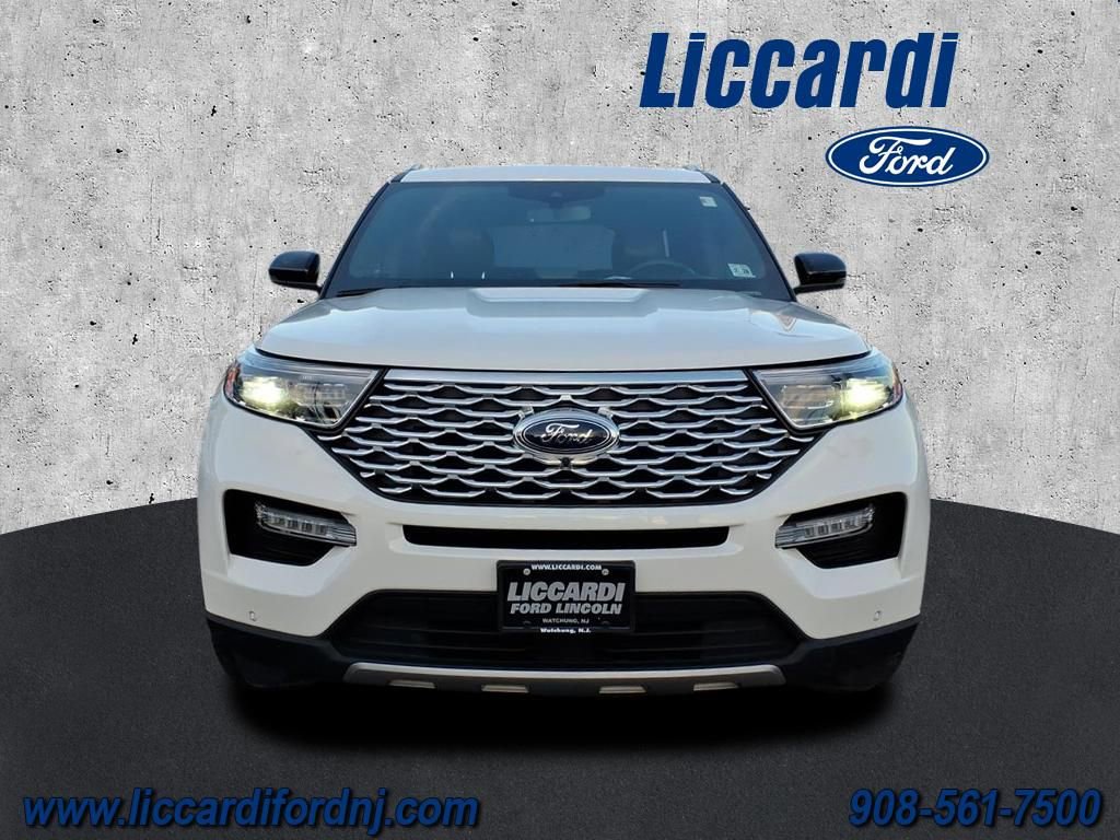 Certified 2022 Ford Explorer Platinum w/ Equipment Group 601A image 2