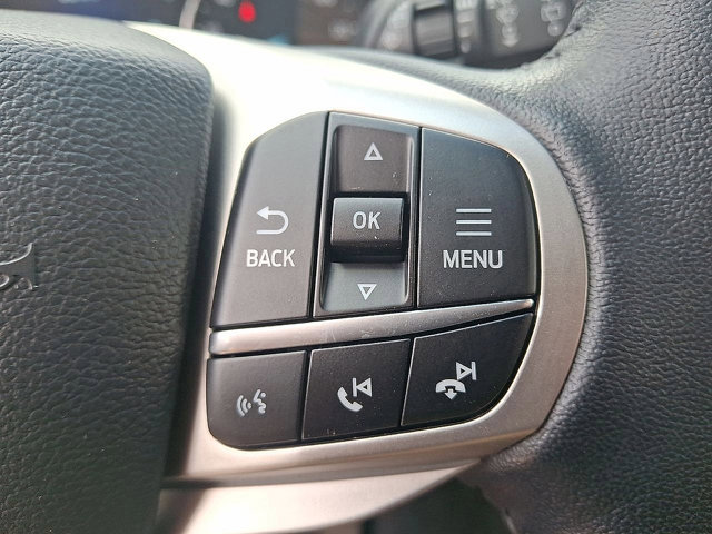 Certified 2022 Ford Explorer XLT w/ Equipment Group 202A image 18