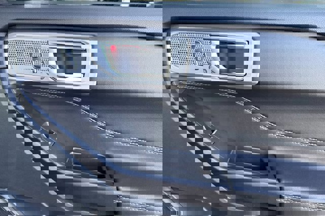 Certified 2020 Ford Explorer Limited w/ Hybrid Equipment Group 310A image 22