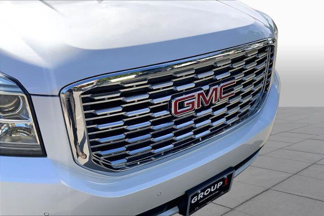 Used 2019 GMC Yukon Denali w/ Open Road Package AWD/4WD image 32