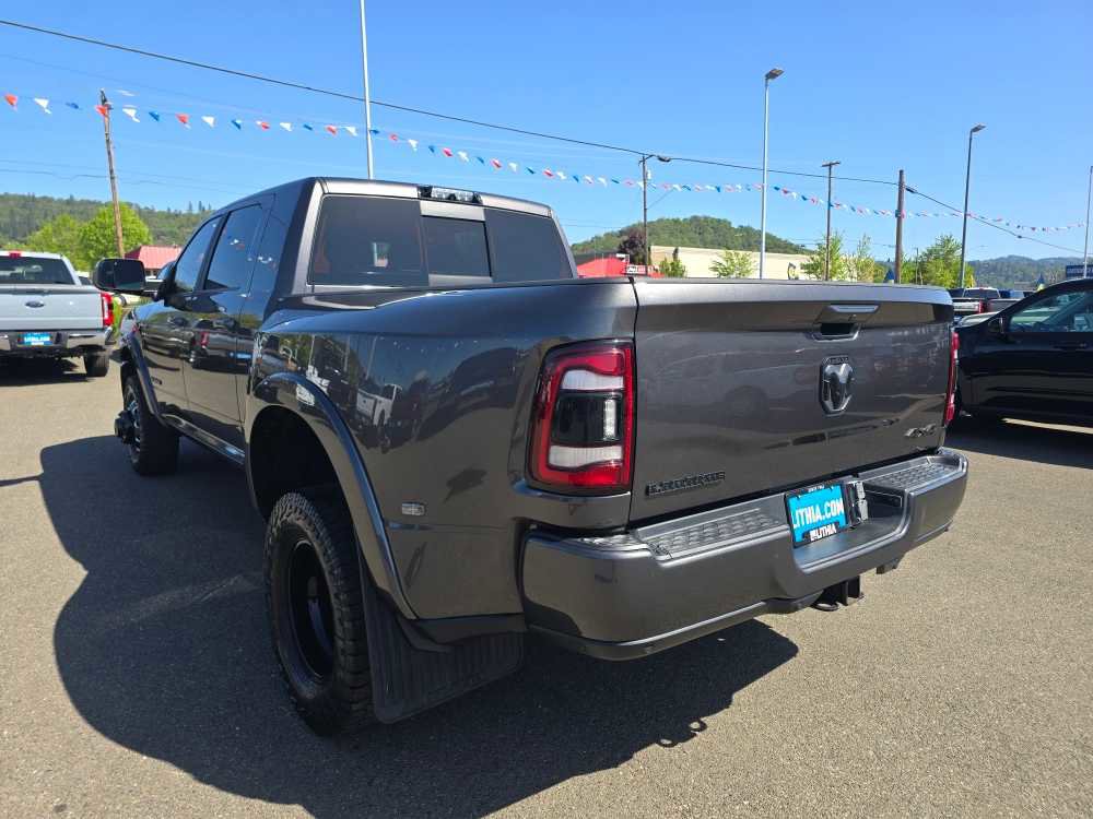 Used 2020 RAM 3500 Laramie w/ Night Edition AWD/4WD image 3