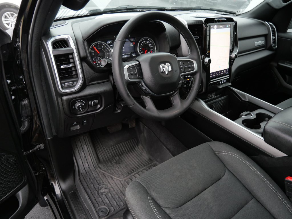 Used 2025 RAM 1500 Big Horn AWD/4WD image 12