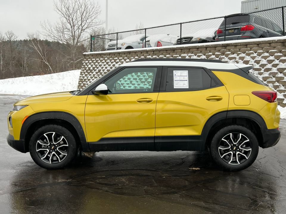 Used 2023 Chevrolet TrailBlazer ACTIV w/ Sun and Liftgate Package image 5