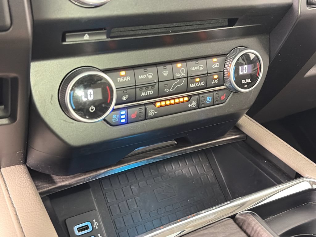 Certified 2018 Ford Expedition Limited w/ Equipment Group 302A AWD/4WD image 21