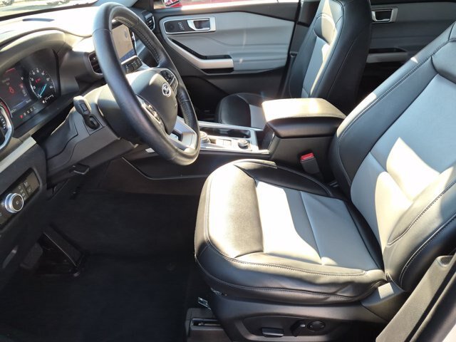 Certified 2023 Ford Explorer XLT w/ Equipment Group 202A AWD/4WD image 16