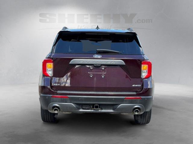 Certified 2022 Ford Explorer XLT w/ Equipment Group 202A AWD/4WD image 4