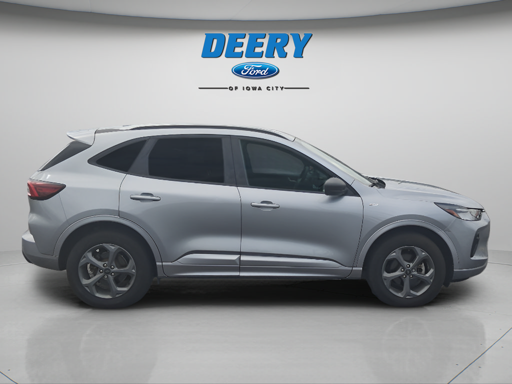 Certified 2024 Ford Escape ST-Line w/ Tech Pack #1 AWD/4WD image 15