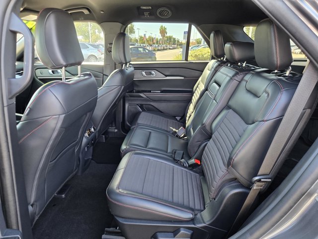 Certified 2025 Ford Explorer ST-Line w/ Premium Package AWD/4WD image 10