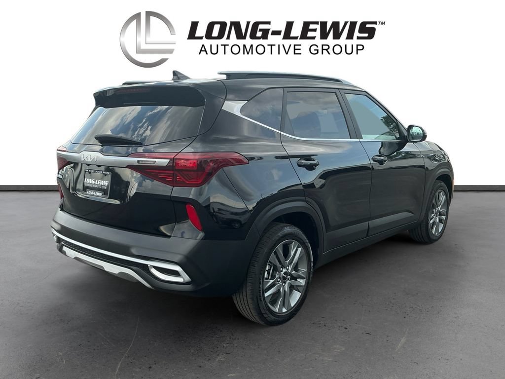 Used 2023 Kia Seltos S w/ Navigation Package FWD image 7
