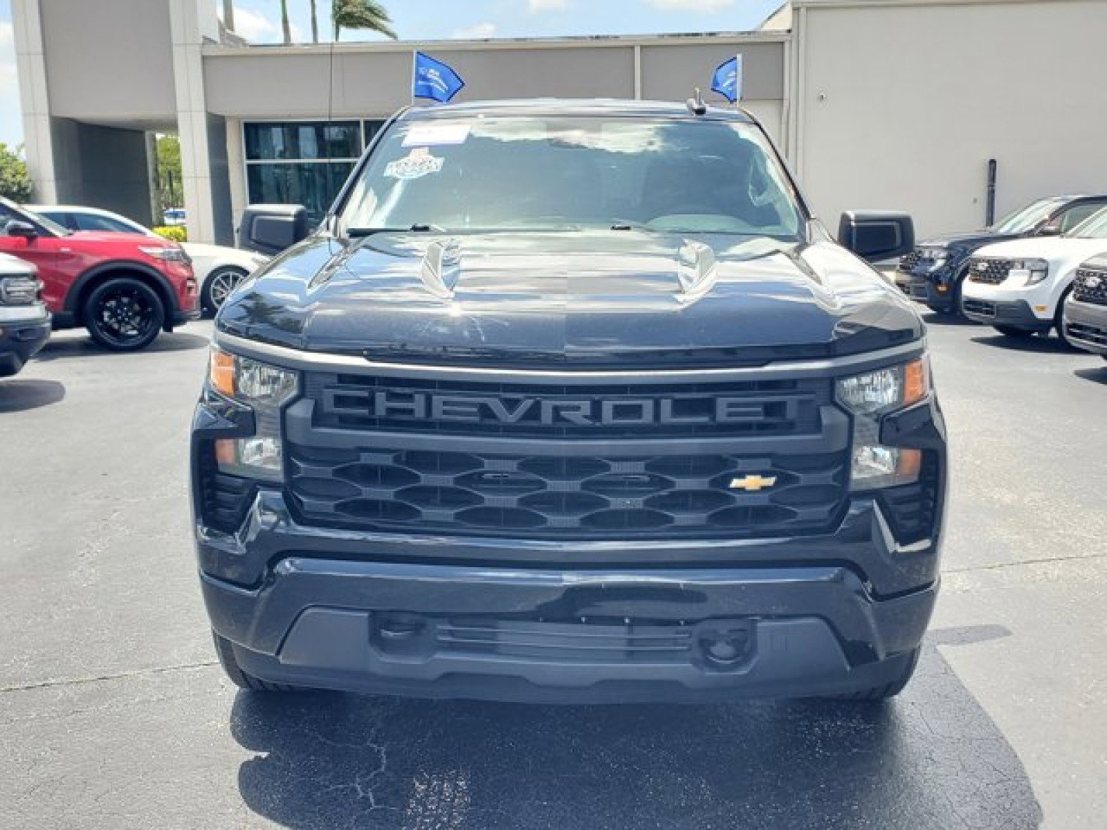 Used 2022 Chevrolet Silverado 1500 Custom image 6